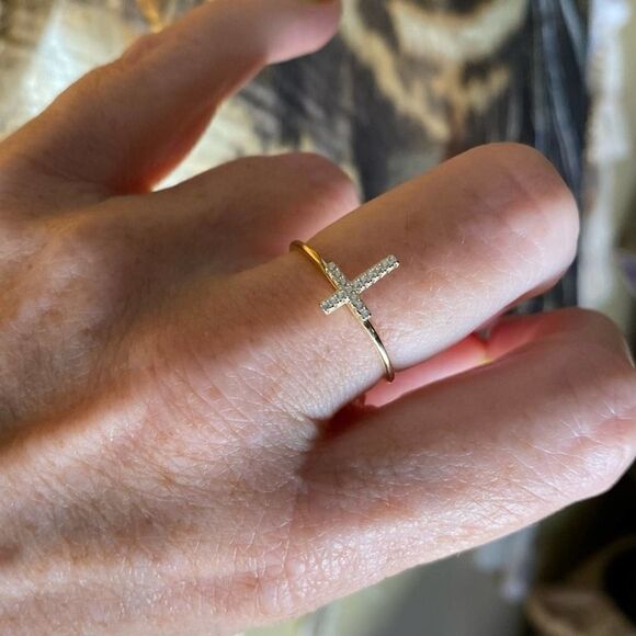 Cross Yellow Gold Sterling Silver Ring - Picture 4 of 7